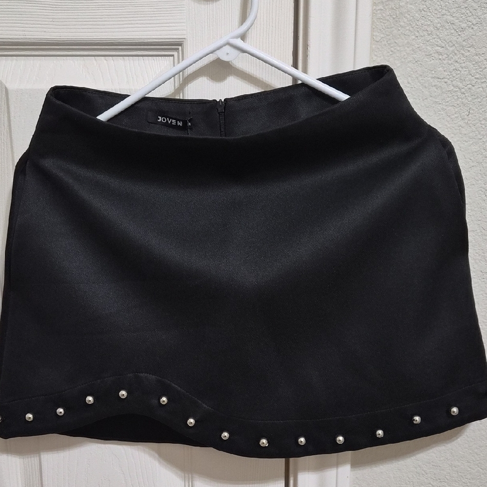 Elegant Black Skirt with Pearl Accents